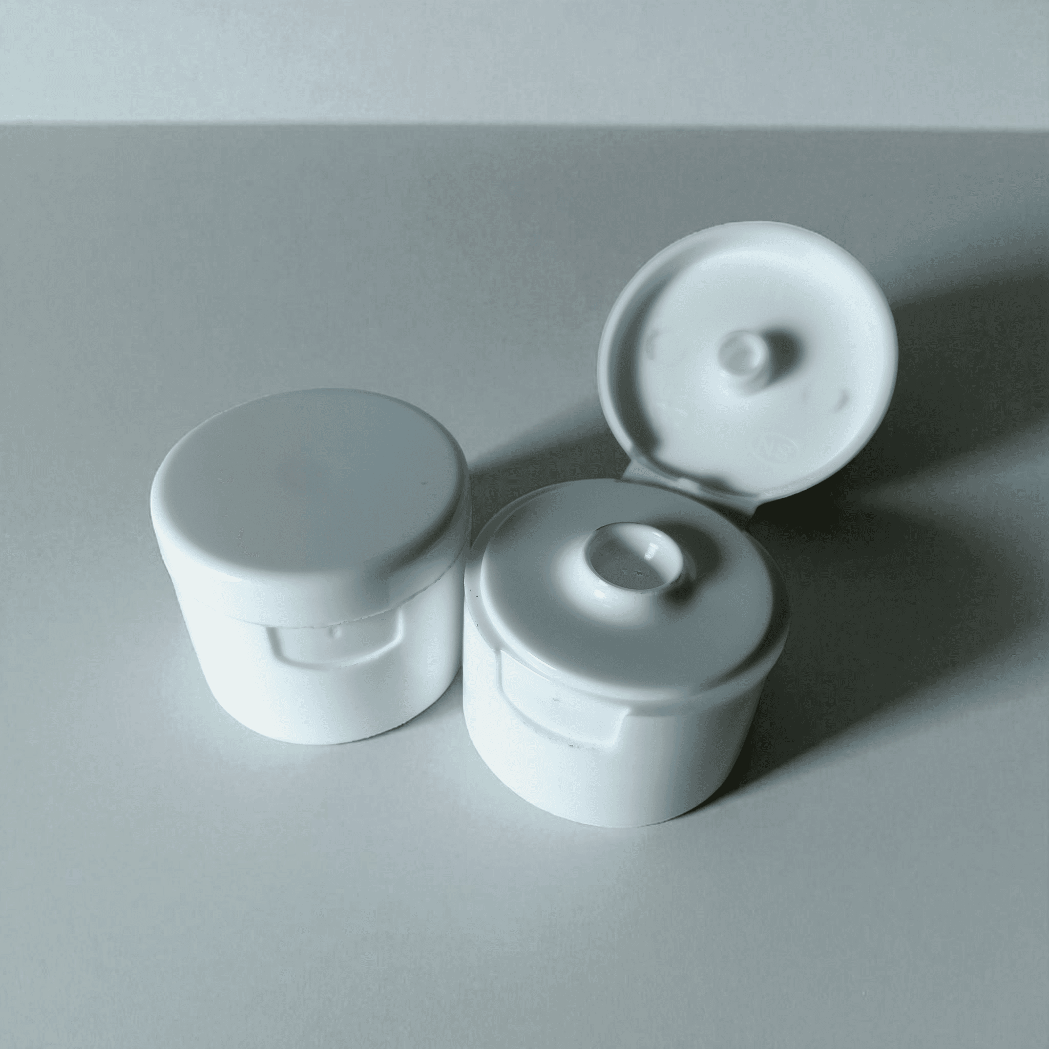 Flip Top Cap 6